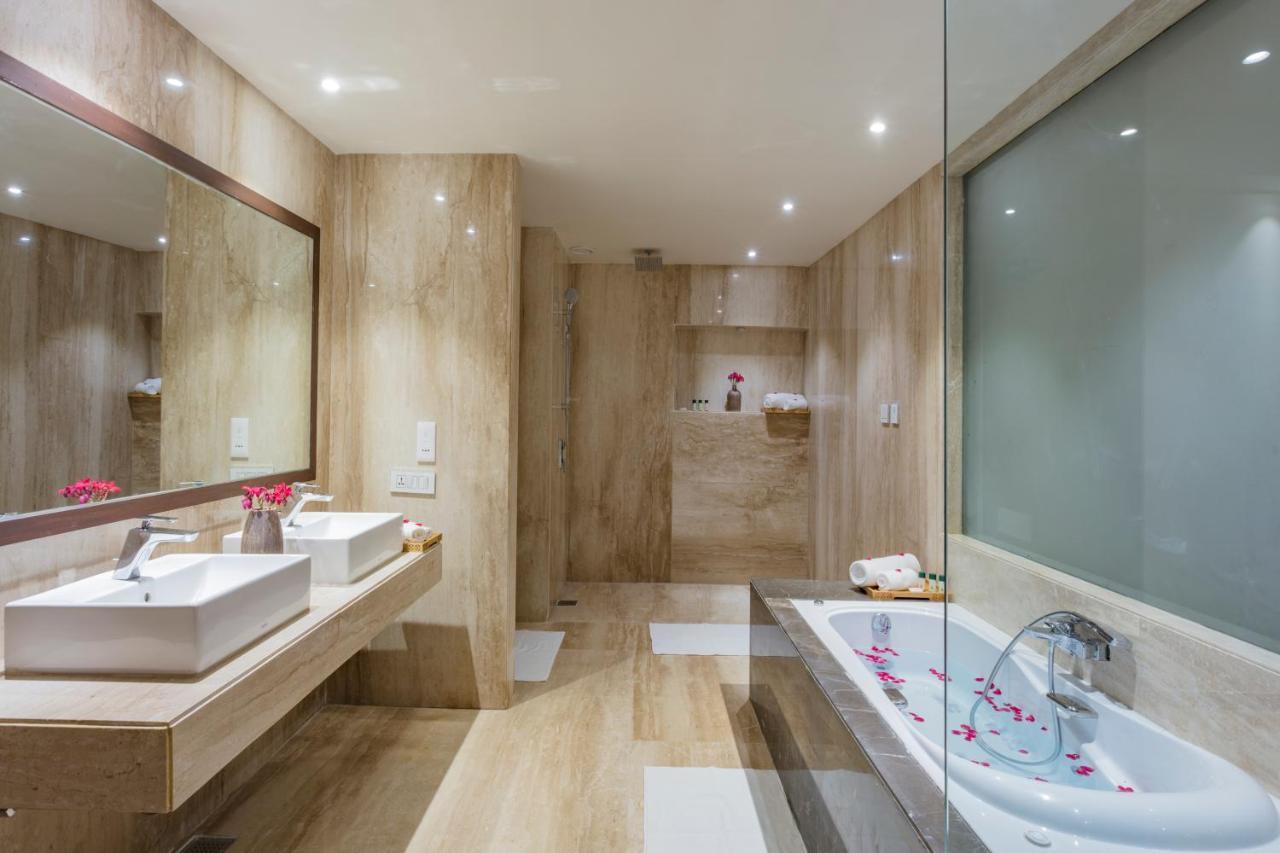 Binori A Boutique Hotel Ahmedabad Ngoại thất bức ảnh
