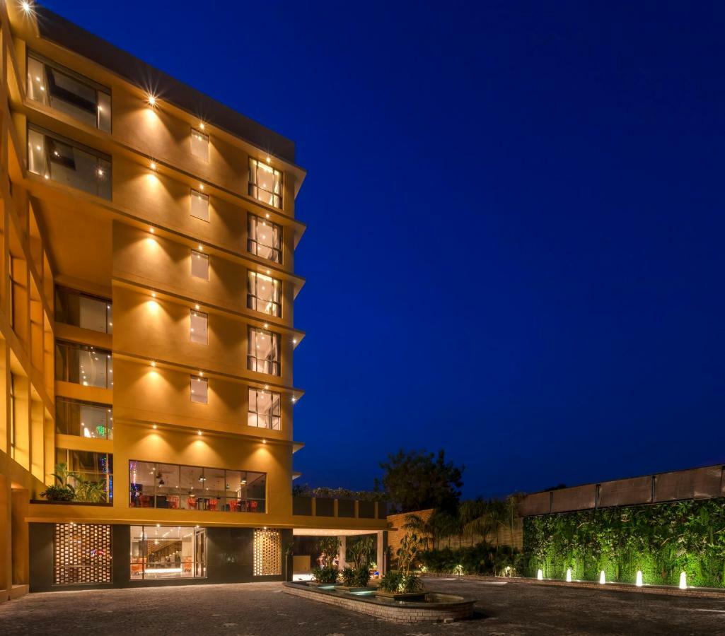 Binori A Boutique Hotel Ahmedabad Ngoại thất bức ảnh